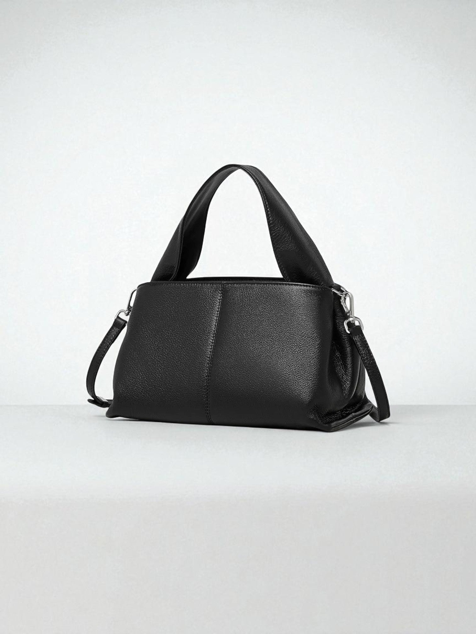 Delta Messenger Bag Genuine Leather