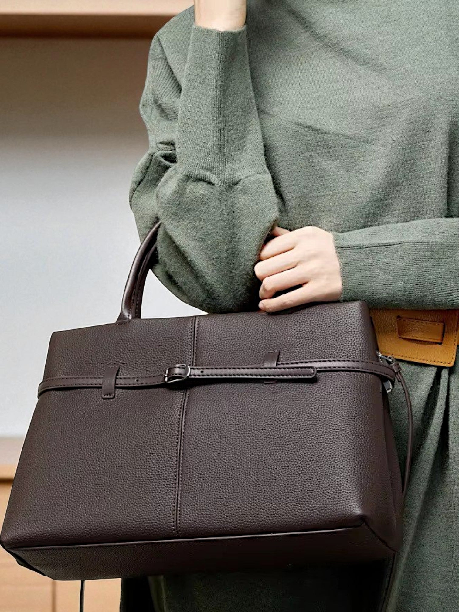 Serra Leather Tote Bag