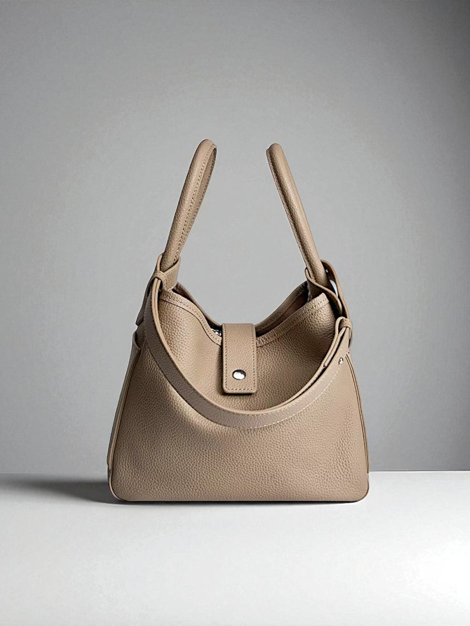 Alaiya Bucket Shoulder Bag