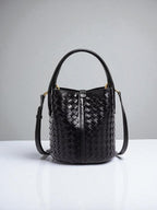 Vienne Bucket Bag